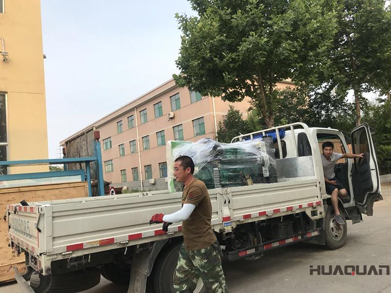 海南省五指山的一臺HQ30GF標(biāo)配柴油發(fā)電機(jī)組在6.25號發(fā)貨了