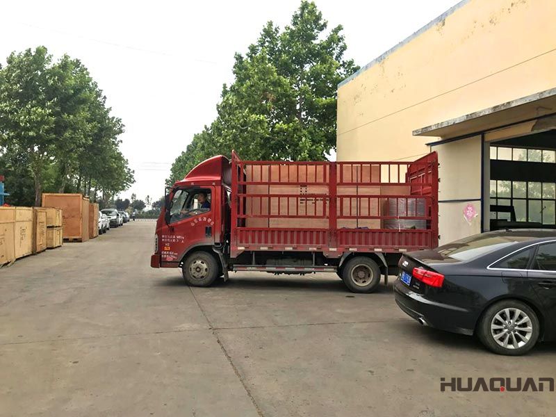 6.10號，山東省濰坊孫先生的這臺HQ350GF自動化發(fā)電機(jī)組送貨上門