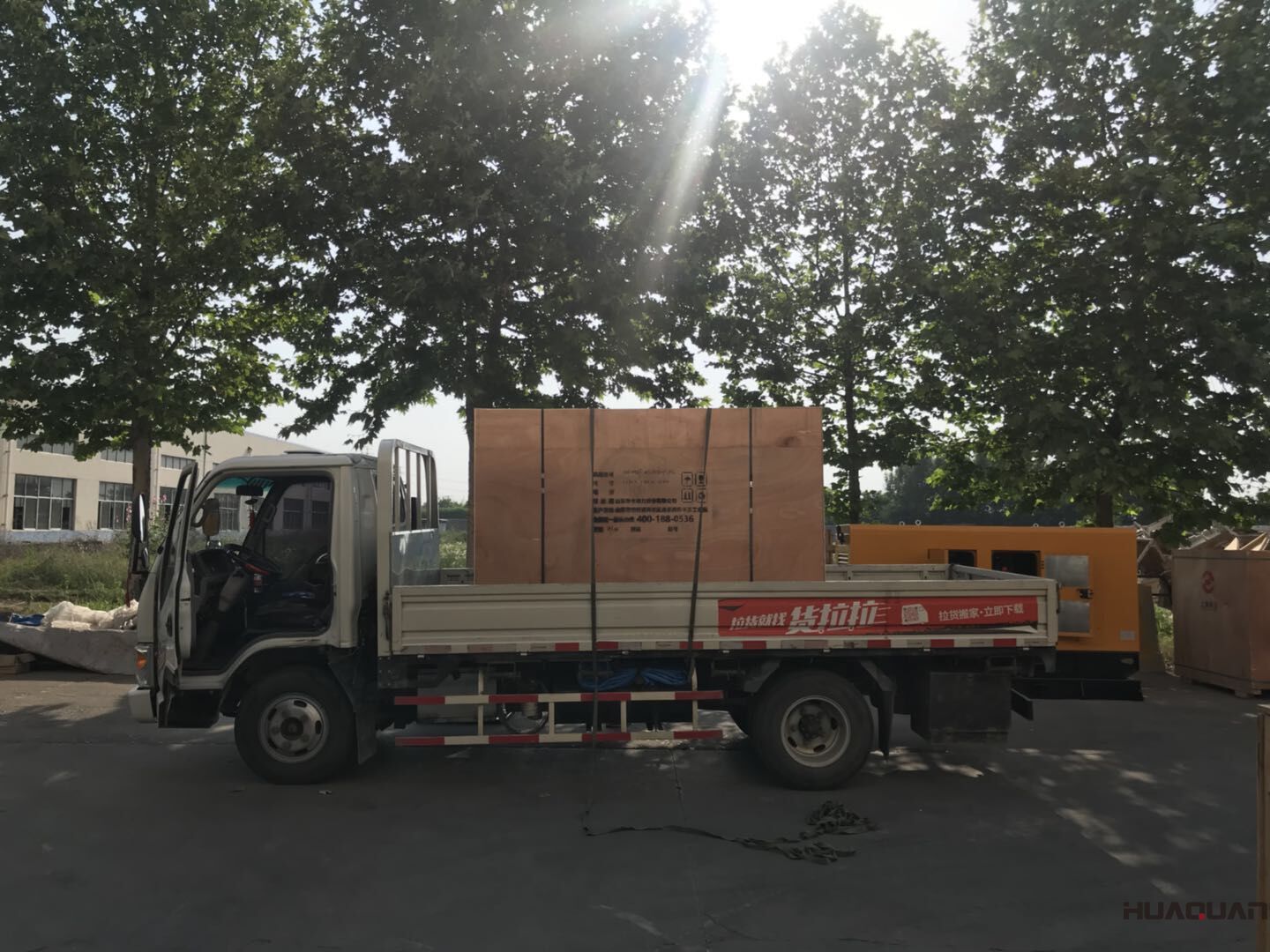 一臺(tái)100kw標(biāo)配柴油發(fā)電機(jī)組于8月28日順利發(fā)往內(nèi)蒙古