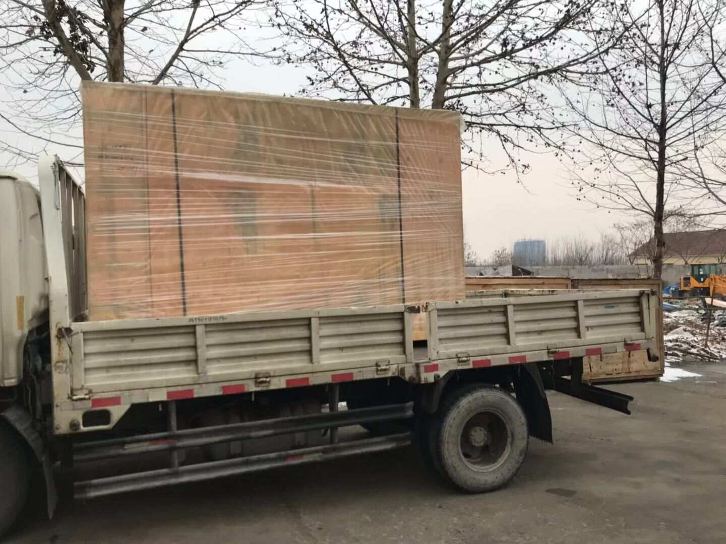 華全動力一臺100kw標(biāo)配柴油發(fā)電機組于12月5日成功發(fā)往河北省