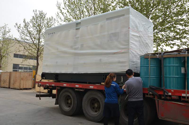 華全動(dòng)力一臺(tái)150kw靜音箱發(fā)電機(jī)組已于3月14日發(fā)往黑龍江